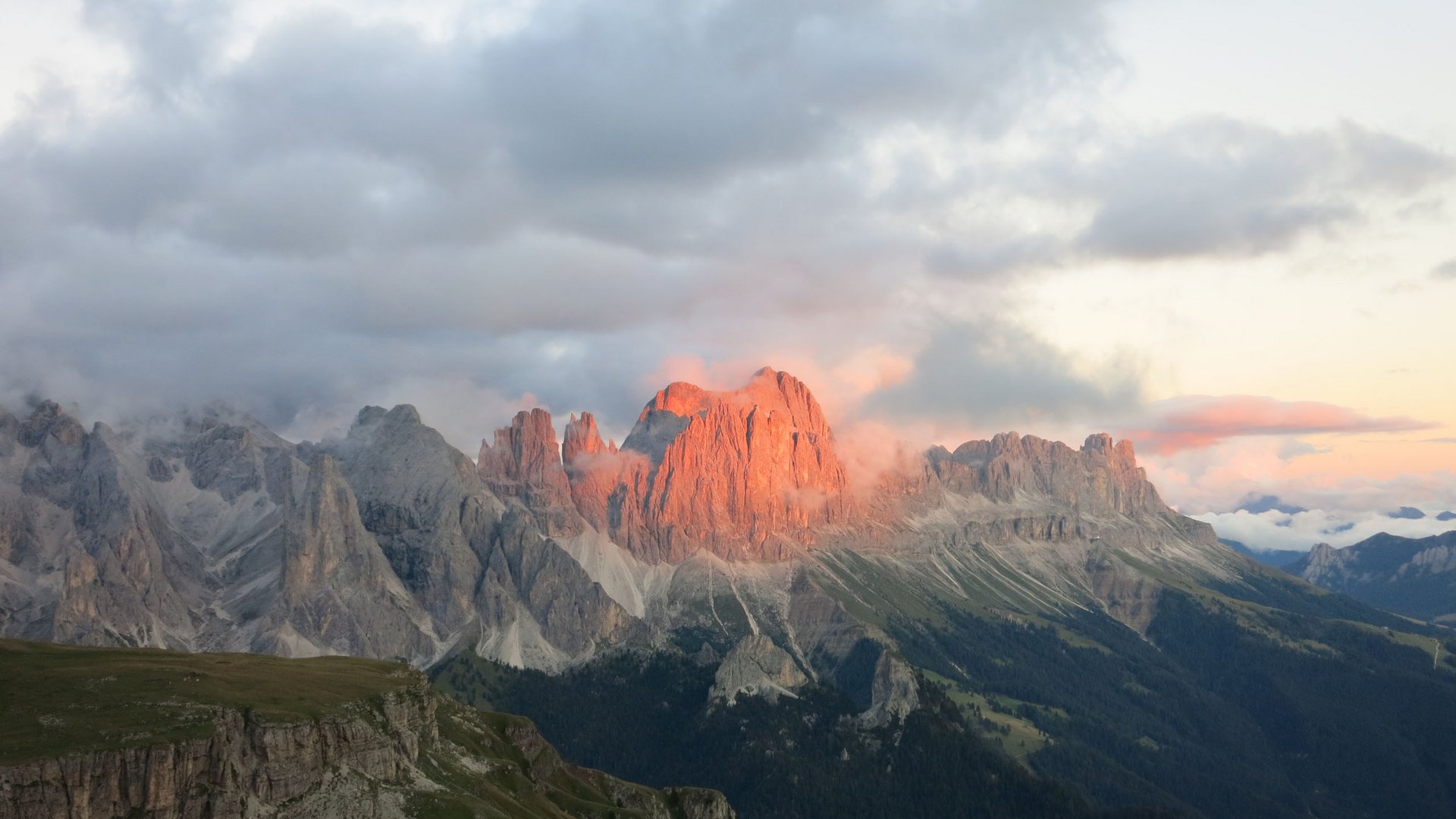 Schlernhaus: hike up the Sciliar/Schlern Schlernhaus: hike up the Sciliar/Schlern