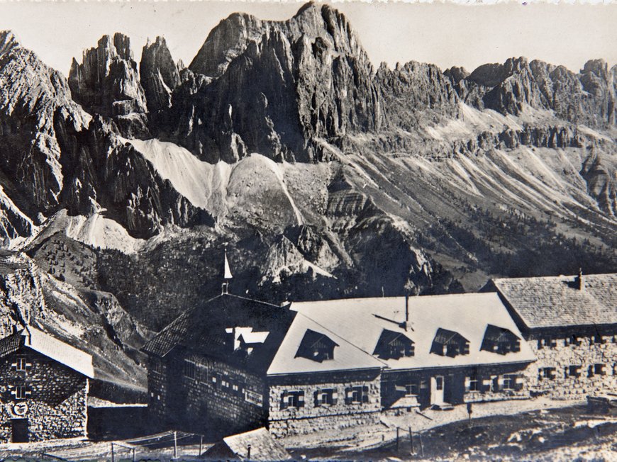 A Dolomite hut with an eventful history A Dolomite hut with an eventful history