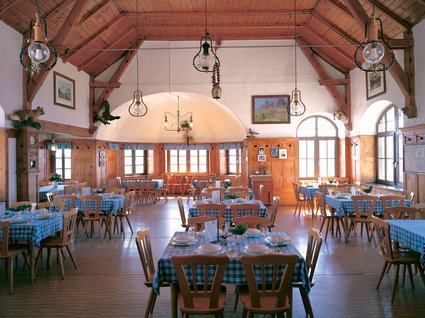 A Dolomite hut with an eventful history A Dolomite hut with an eventful history