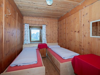 Schutzhaus in Südtirol zur Übernachtung gesucht? Schutzhaus in Südtirol zur Übernachtung gesucht?